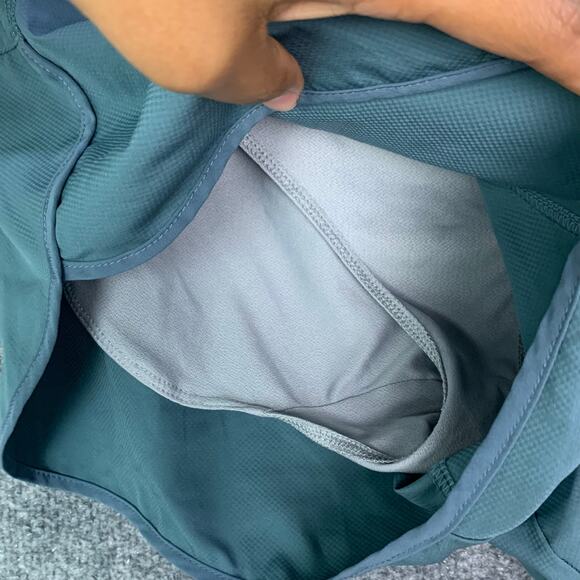 Patagonia Women's Strider Short Size Medium - Picture 7 of 9